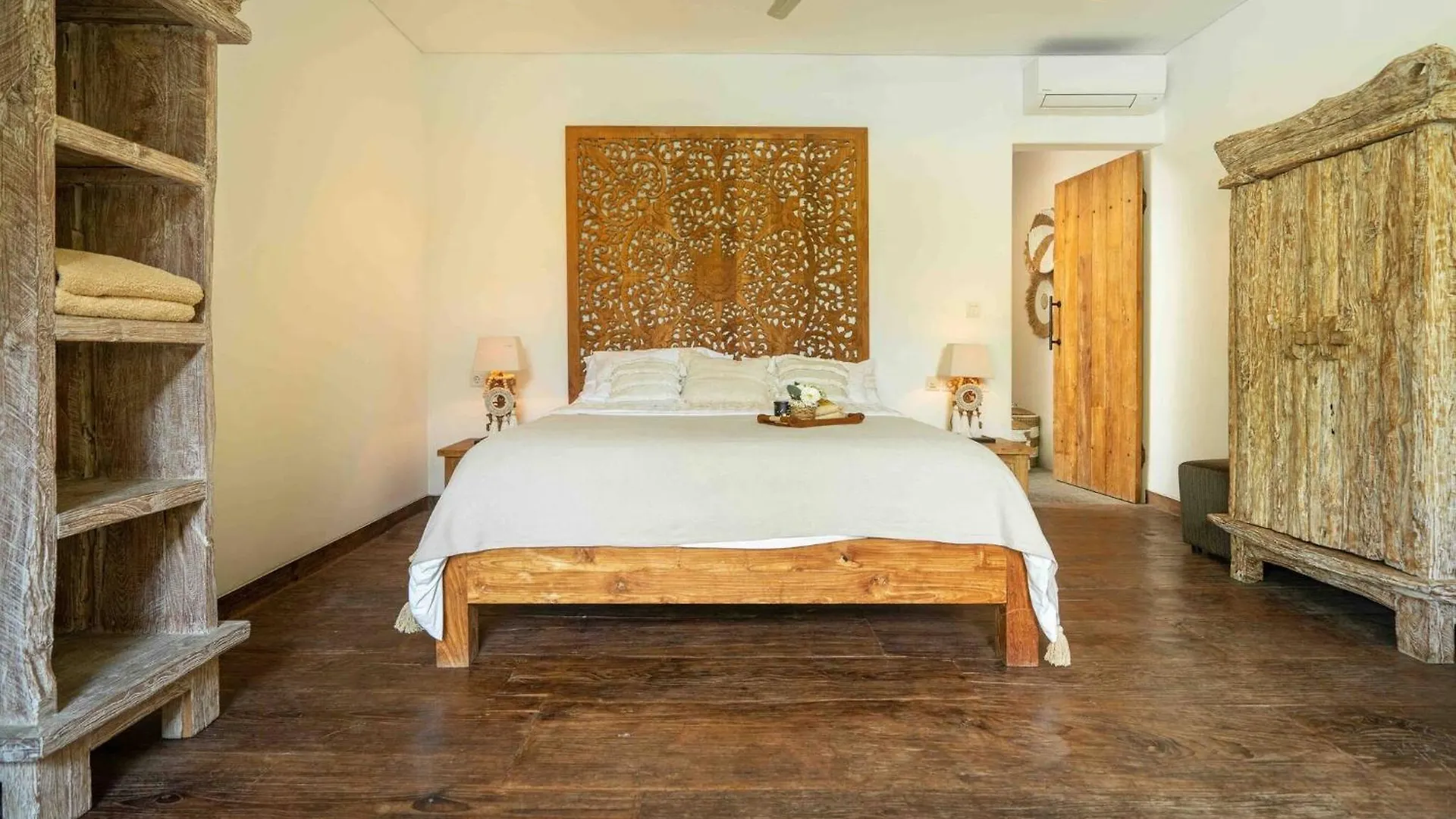 Tropical Escape In Canggu By Triang Villas Indonesien